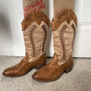 NEW Cowboy boots women’s 7.5